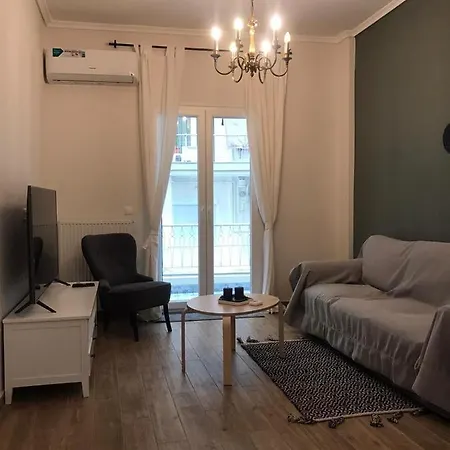 Downtown Jolly Apartment Thessaloniki