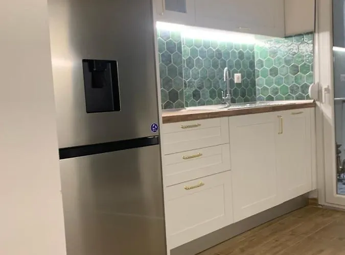 Downtown Jolly 塞萨洛尼基